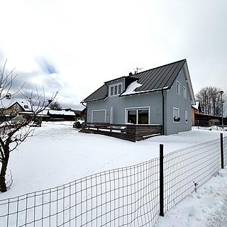 Pronájem rodinného domu 170 m² Dlouhý Újezd