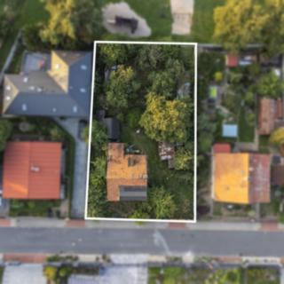 Prodej stavební parcely 846 m² Úvaly