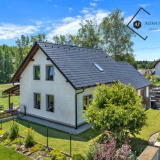 Prodej rodinného domu 160 m² Chlumětín