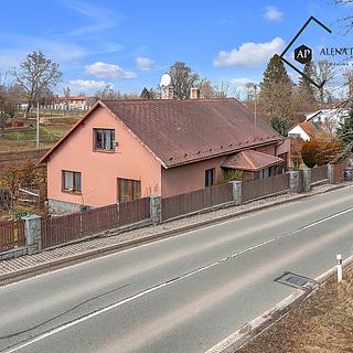 Prodej rodinného domu 200 m&sup2; Holetín