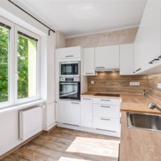 Pronájem bytu 2+1 53 m² Děčín