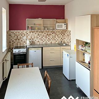 Pronájem bytu 3+kk 69 m² Brno Husovice, Valchařská