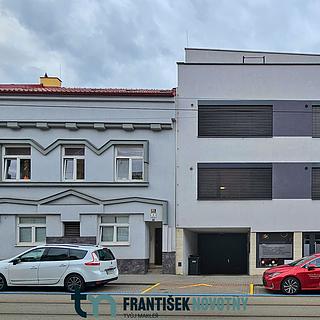 Pronájem bytu 2+kk 73 m² Brno