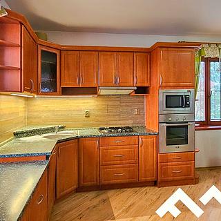 Prodej bytu 4+kk 135 m&sup2; Blatnice pod Svatým Antonínkem