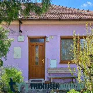 Prodej rodinného domu 100 m² Loděnice