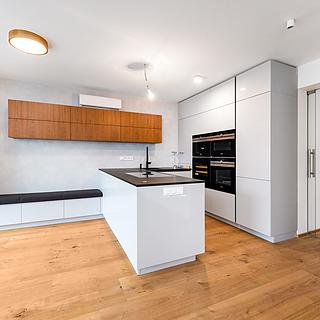 Pronájem bytu 3+kk 72 m² České Budějovice