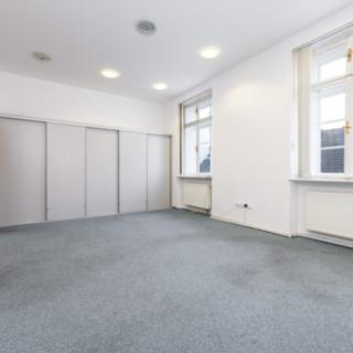 Pronájem výrobního objektu 64 m² České Budějovice 1, Piaristická