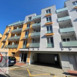 Pronájem bytu 2+kk 40 m² České Budějovice