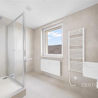 Pronájem bytu 3+kk 73 m² Praha Komořany, Za sídlištěm