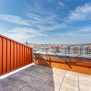 Prodej bytu 2+kk 45 m² Praha Vysočany, Kolbenova