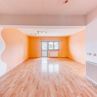 Pronájem bytu 3+1 77 m² Vlašim