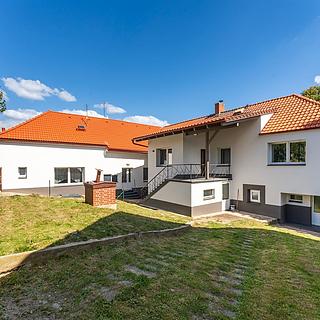 Prodej rodinného domu 320 m² Kamýk nad Vltavou