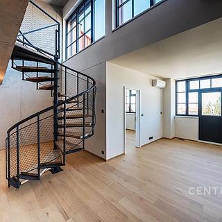 Prodej bytu 4+kk 92 m² Praha Vysočany, Kolbenova