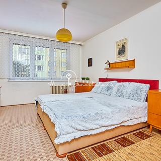 Prodej bytu 2+1 63 m² Lišov