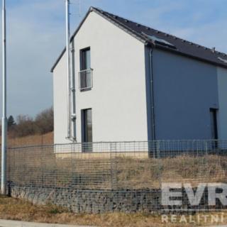 Prodej rodinného domu 147 m² Knovíz, Na Hrudném