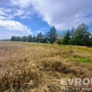Prodej stavební parcely 1 073 m² Okrouhlo