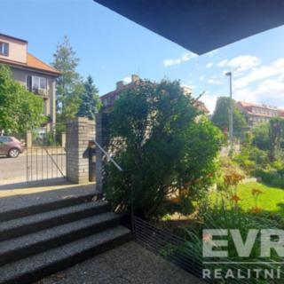 Prodej bytu 2+1 60 m² Praha Smíchov, Fráni Šrámka