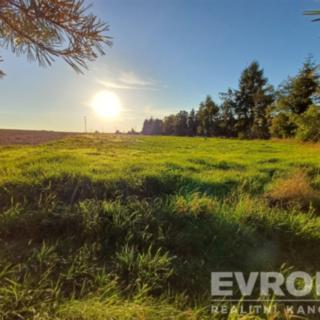 Prodej stavební parcely 1 073 m² Okrouhlo