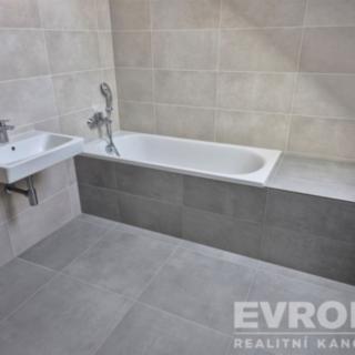 Prodej rodinného domu 147 m² Knovíz, Na Hrudném