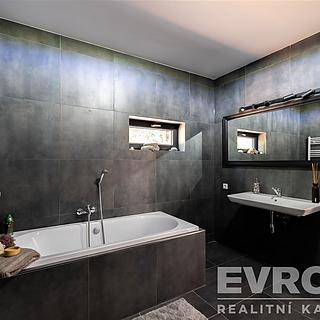 Prodej rodinného domu 230 m² Bystřice Líšno