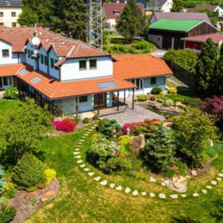 Prodej rodinného domu 310 m² Chuderov