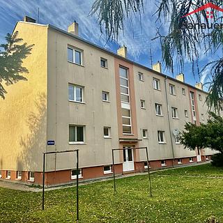 Pronájem bytu 2+1 55 m² Kladno