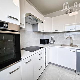Prodej bytu 4+1 77 m² Jirkov, Na Borku