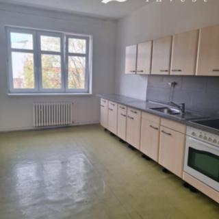 Pronájem bytu 2+1 65 m² Litvínov Horní, náměstí Míru