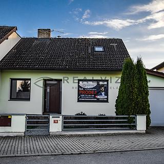 Prodej rodinného domu 265 m² Roudné