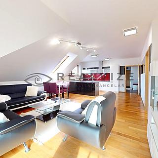 Prodej bytu 3+kk 83 m² Hluboká nad Vltavou