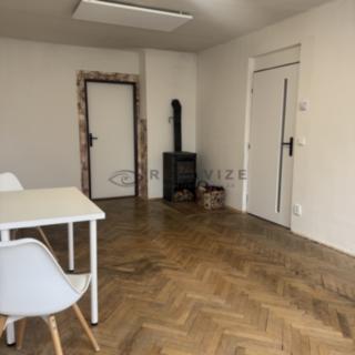 Pronájem bytu 2+1 53 m² České Velenice, Riegrova