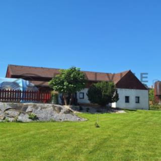Prodej rodinného domu 350 m² Trhové Sviny Todně
