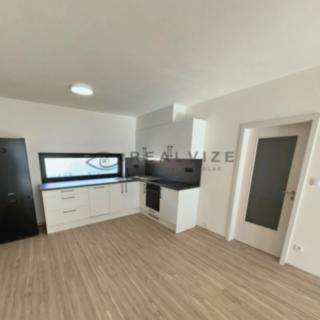Pronájem bytu 2+kk 65 m² České Budějovice, Rudolfovská tř.