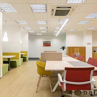 Pronájem kanceláře 110 m² Praha Holešovice, Dělnická