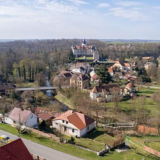 Prodej rodinného domu 218 m&sup2; Žleby