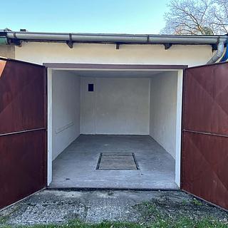 Pronájem garáže 18 m² Kolín V