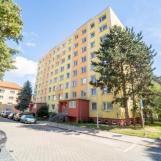 Pronájem bytu 3+1 66 m² Kolín II, Březinova
