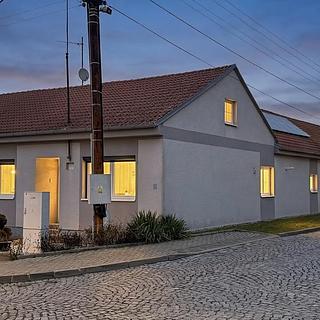 Prodej rodinného domu 220 m&sup2; Želetice