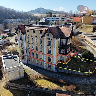 Prodej bytu 3+1 99 m² Český Krumlov Plešivec, 5. května