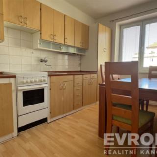 Pronájem bytu 2+1 60 m² Pardubice
