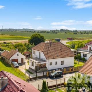Prodej rodinného domu 152 m² Úhřetice