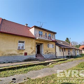 Prodej skladu 400 m² Čakov Tatouňovice