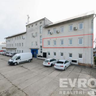 Pronájem kanceláře 102 m² Praskačka