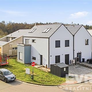 Prodej rodinného domu 140 m² Pardubice Studánka, Erno Košťála