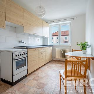 Pronájem bytu 2+1 65 m² Pardubice Zelené Předměstí, Jiránkova