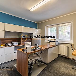 Pronájem kanceláře 30 m&sup2; Valašské Klobouky