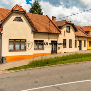 Prodej rodinného domu 100 m² Vizovice, Palackého Nám.