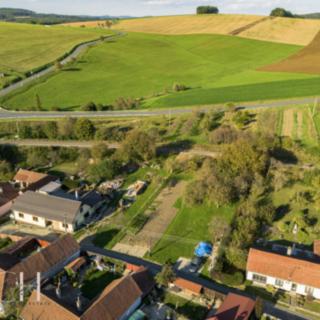 Prodej stavební parcely 768 m² Pitín