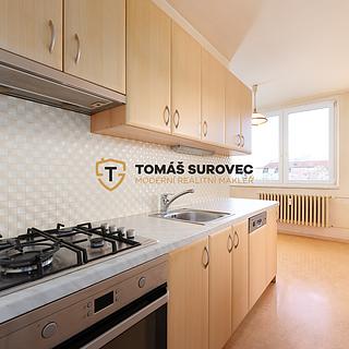 Prodej bytu 3+1 77 m² Otrokovice, Obchodní