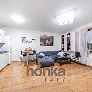 Prodej bytu 2+kk 46 m² Praha Nusle, Mojmírova